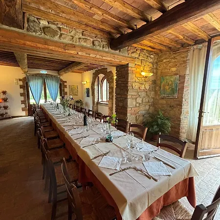 Giogliano Bed & Breakfast 3*